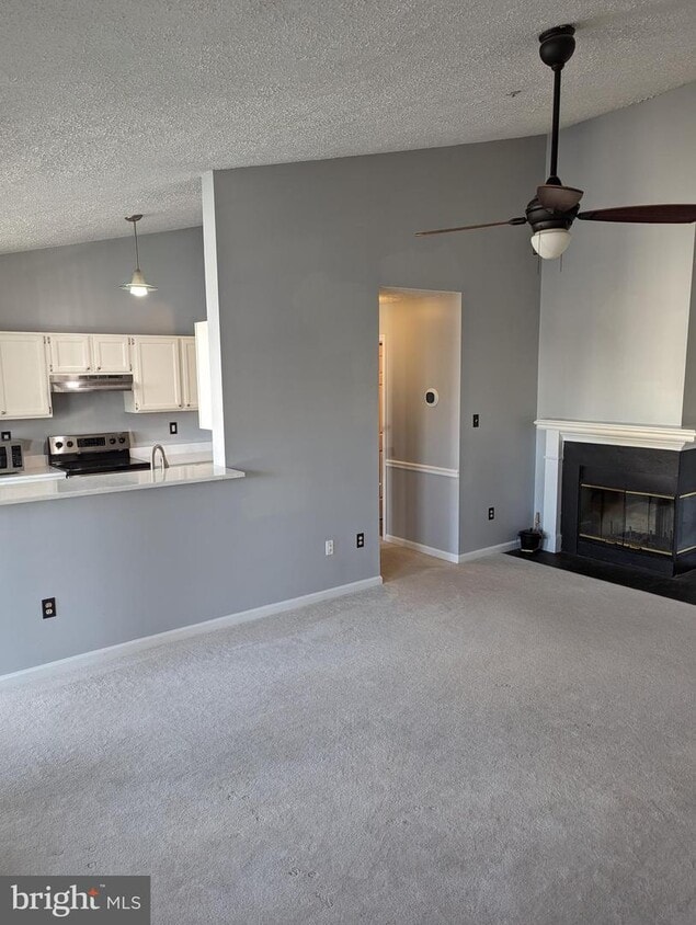 5650 Wade Ct Unit L, Frederick, MD 21703 Room for Rent in Frederick