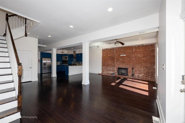 Building Photo - 4361 Enright Ave