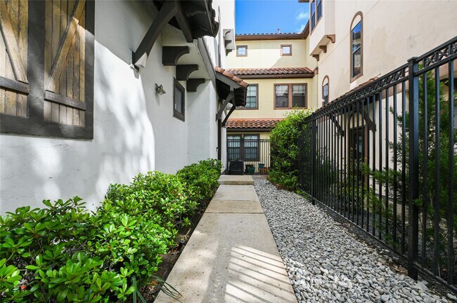 Foto del edificio - 3948 Feagan St