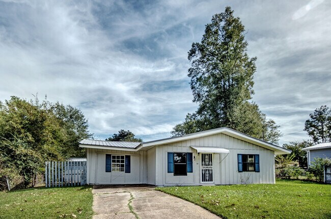 Building Photo - 4121 Bright St