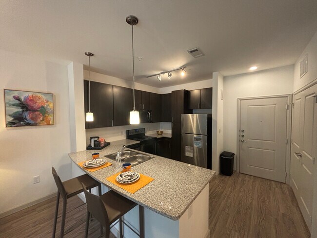 Foto del edificio - 1271 Sadler Drive