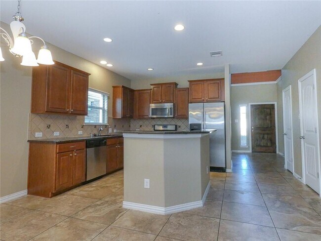 Building Photo - 3317 Crispin Hall Ln