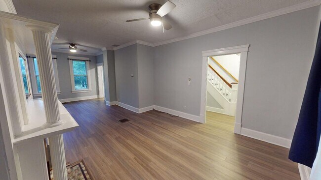 Building Photo - 291 N Burt St  (43203)