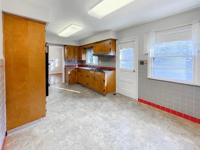 Foto del edificio - 15 Columbia Tpke