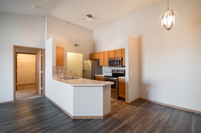 Cocina renovada - Fairfax Apartments West