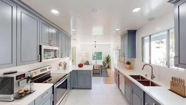 Foto del edificio - 125 Fairlawn Dr