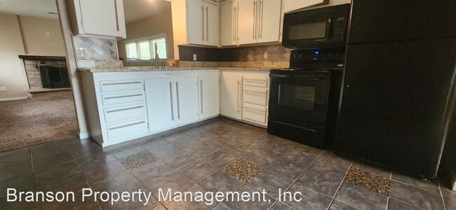 Building Photo - 3 br, 2 bath House - 1701 S Roanoke