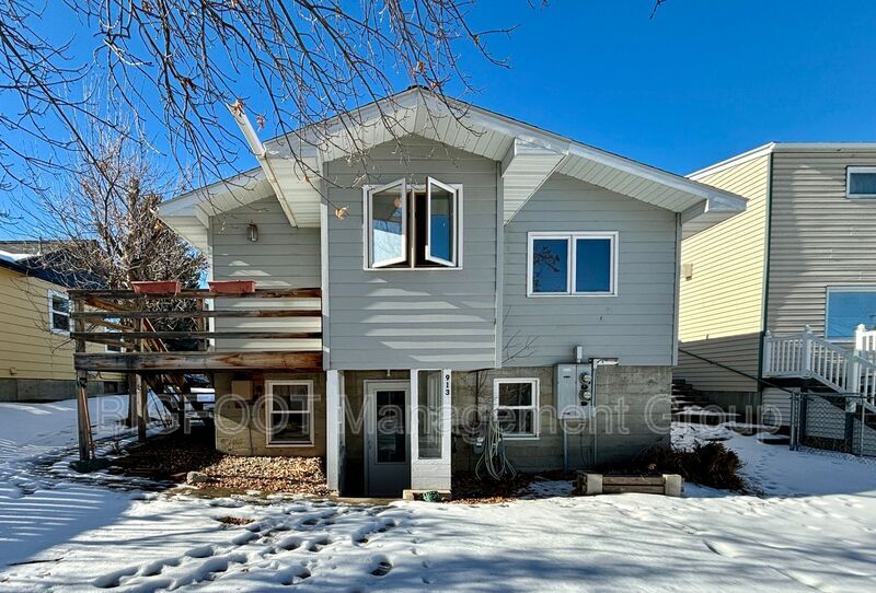 913 N Park Ave Unit B, Helena, MT 59601 Condo for Rent in Helena, MT