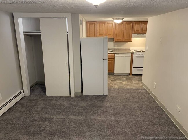 Foto del edificio - 73 S Huntington Ave