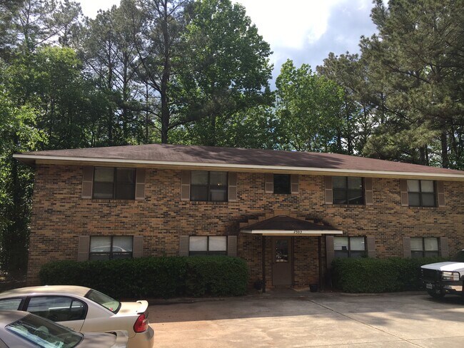 Building Photo - 2302 Rocky Brook Rd