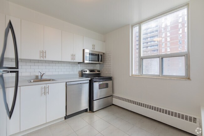 2BR, 1BA - 1,032SF - Kitchen - 30 Carabob Court