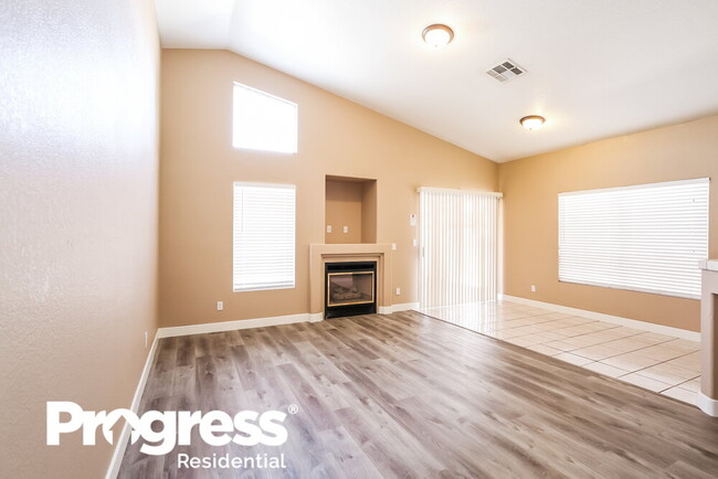 Building Photo - 1736 Shadow Bay Ct