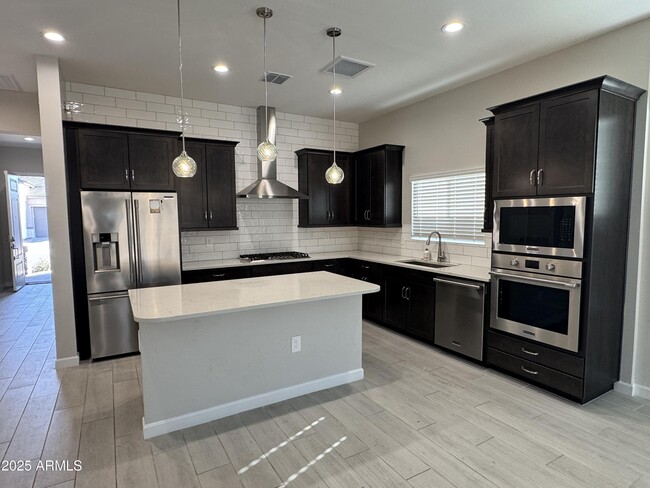 Building Photo - 6016 E Ringtail Wy