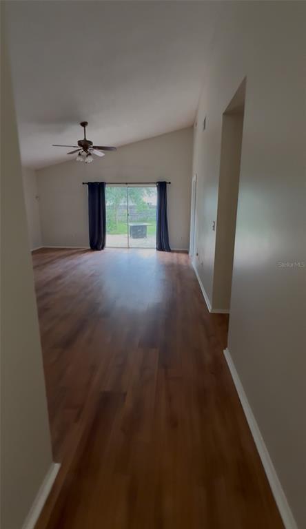 Foto del edificio - 10825 Bellamy Ct