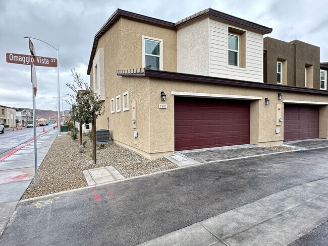 Foto del edificio - 1907 Omaggio Pl