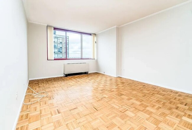 Foto del edificio - 4-74 48th Ave