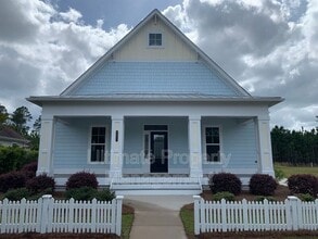 Building Photo - 2021 Simmerman Way