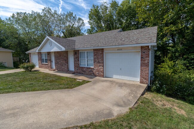 Building Photo - 3903 Olympic Ct