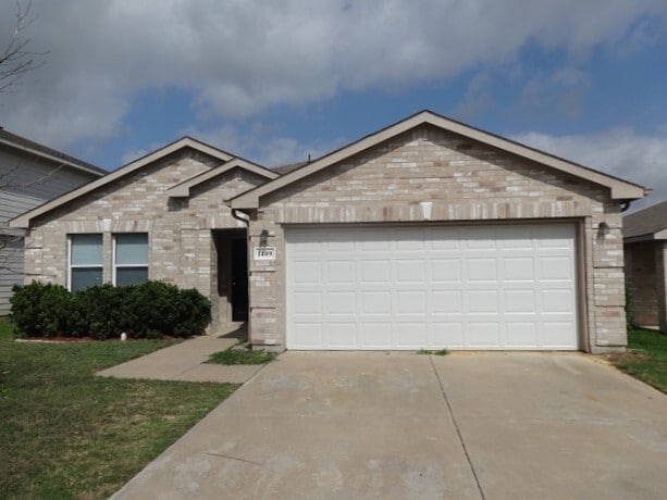 Building Photo - 1409 Ashview Cir