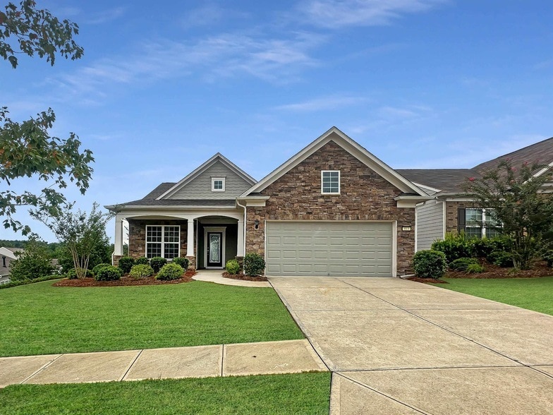 Foto principal - 813 Firefly Ct