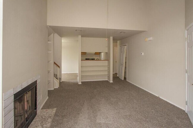 Foto del edificio - 1802 E 66th Pl