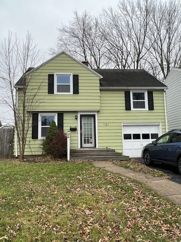 Primary Photo - 131 Edgemont Rd