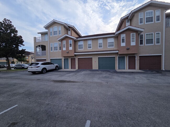 Foto del edificio - 12110 Poppy Field Ln