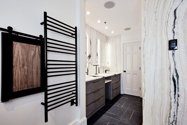 Foto del edificio - 234 Causeway St