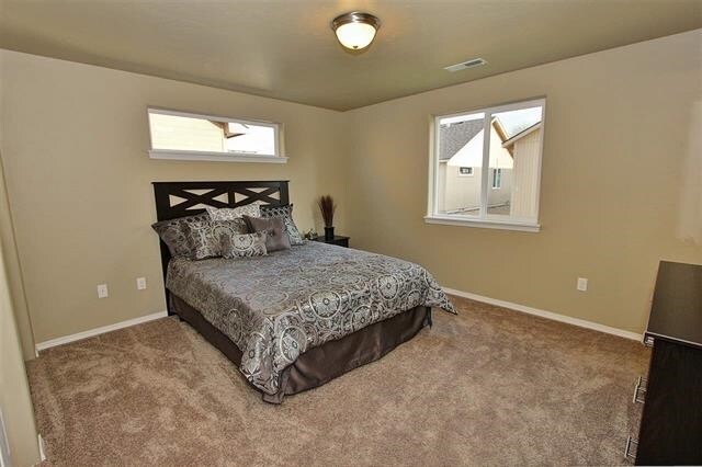 Building Photo - 2128 E Elm Grove Dr