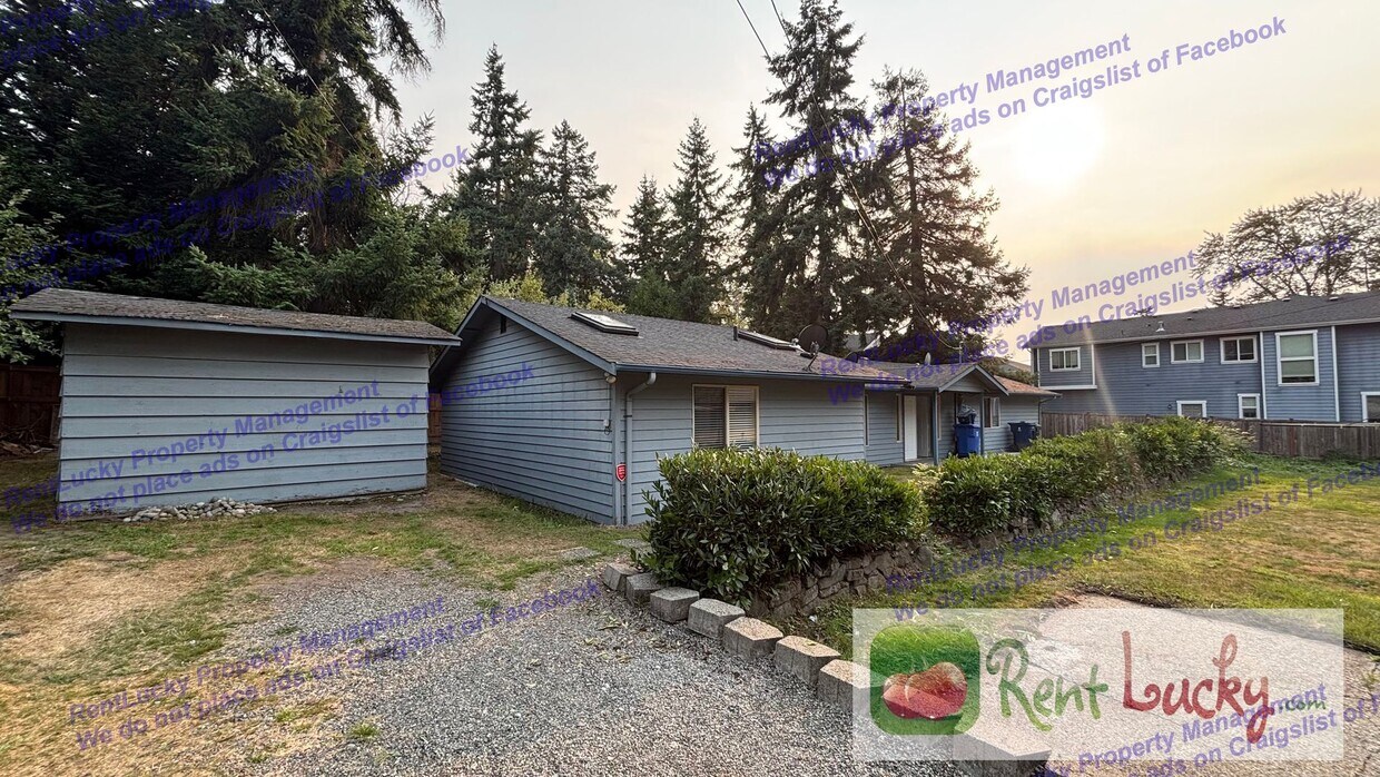 Primary Photo - NE Tacoma, Quiet 3 Bed, 2 Bath Rambler - S...