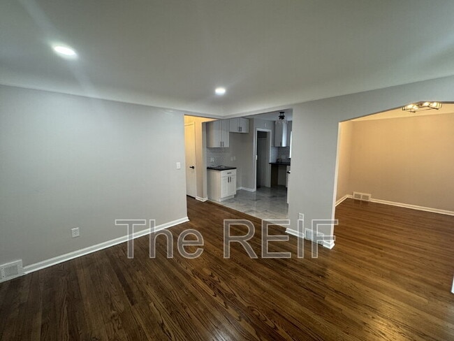 Building Photo - 11741 Penrod St