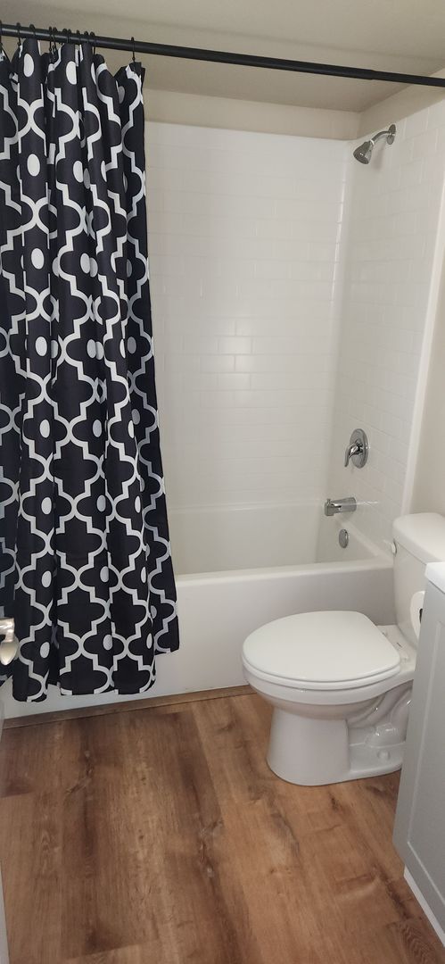 Foto del edificio - Two story-newly built one bedroom house