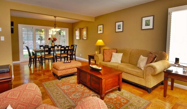 Building Photo - Beautiful 4 Bedroom Home Near Sweeney Ridg...