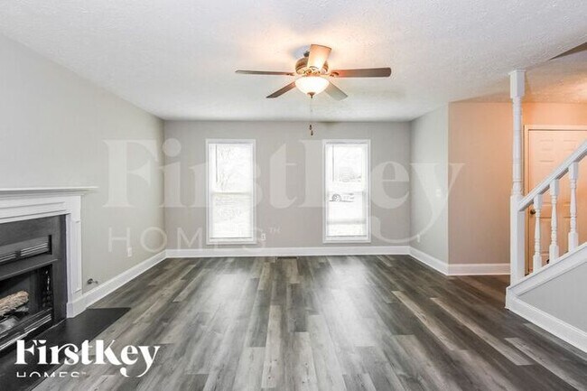 Foto del edificio - 855 Riverstone Ln