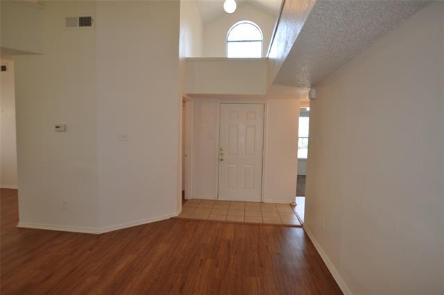 Foto del edificio - 919 Richards Dr