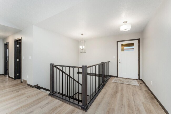 Building Photo - 7213 E 45th St