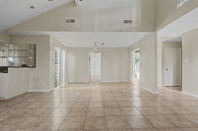 Building Photo - 13119 Hollowcreek Park Dr
