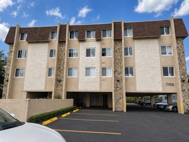 Building Photo - 7901 Johnson St