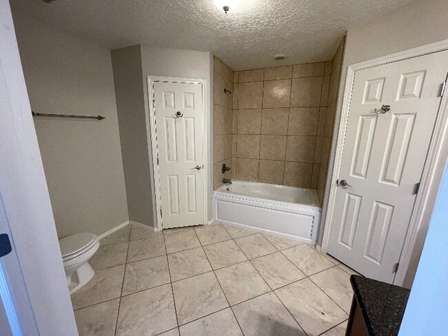 Foto del edificio - 2207 W Beech St