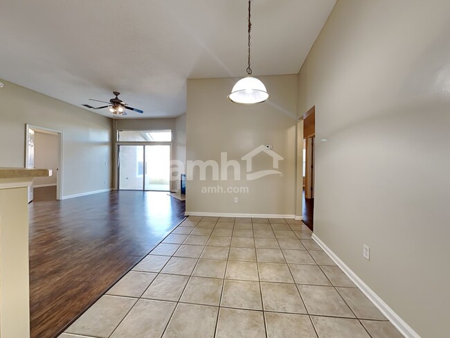 Building Photo - 392 Brierstone Ct