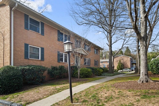 Building Photo - 3510 Roswell Rd NW