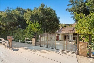 Building Photo - 119 Bell Canyon Rd