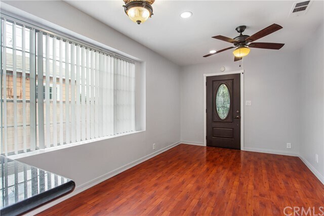 Building Photo - 426 San Pasqual Dr