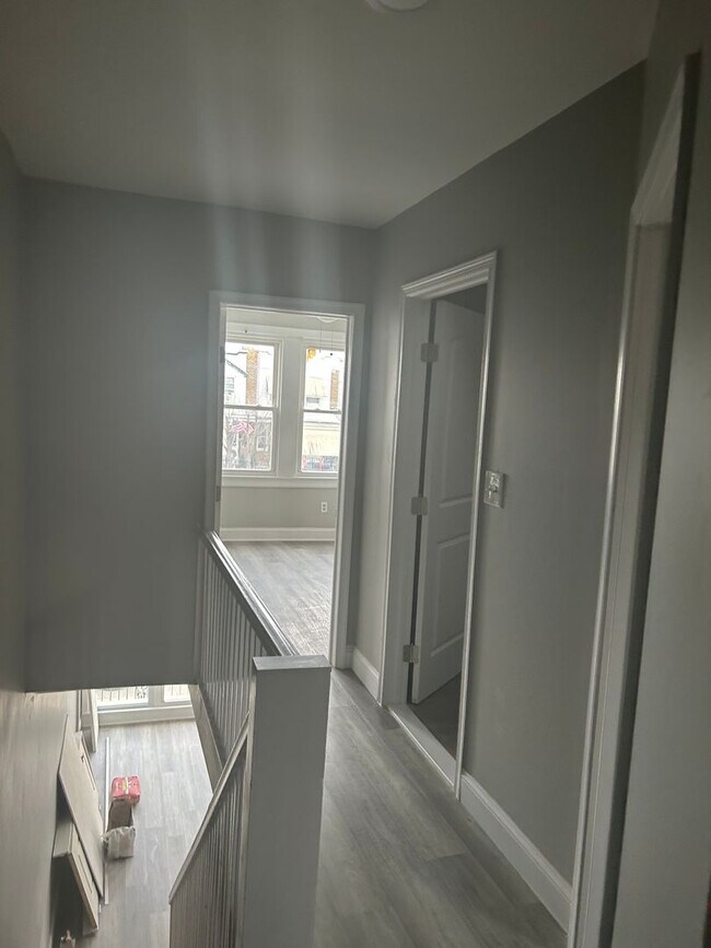 Building Photo - Beautiful 3 Bedroom House for Rent