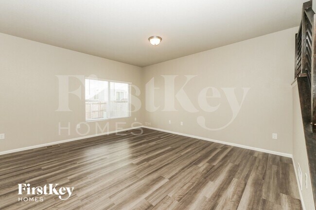 Building Photo - 11156 Murrelet Dr