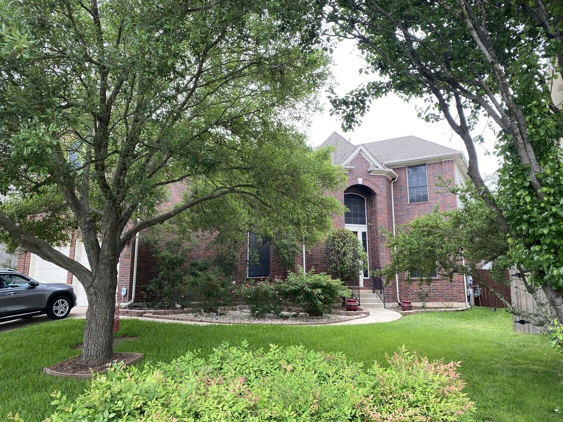 Building Photo - 10707 Bramblecrest Dr, Austin, Texas 78726
