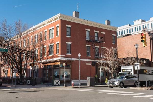 Building Photo - 67 Greene St