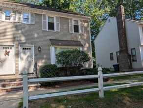 Building Photo - 417 Wellman Ave