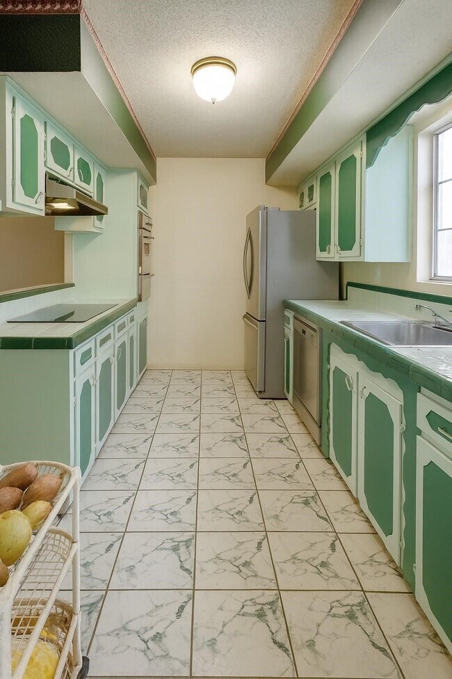 Foto del edificio - 8418 Claiborne St