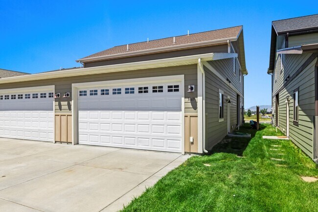 Foto del edificio - High End 3 Bed 2.5 Bath Home In Bozeman! N...